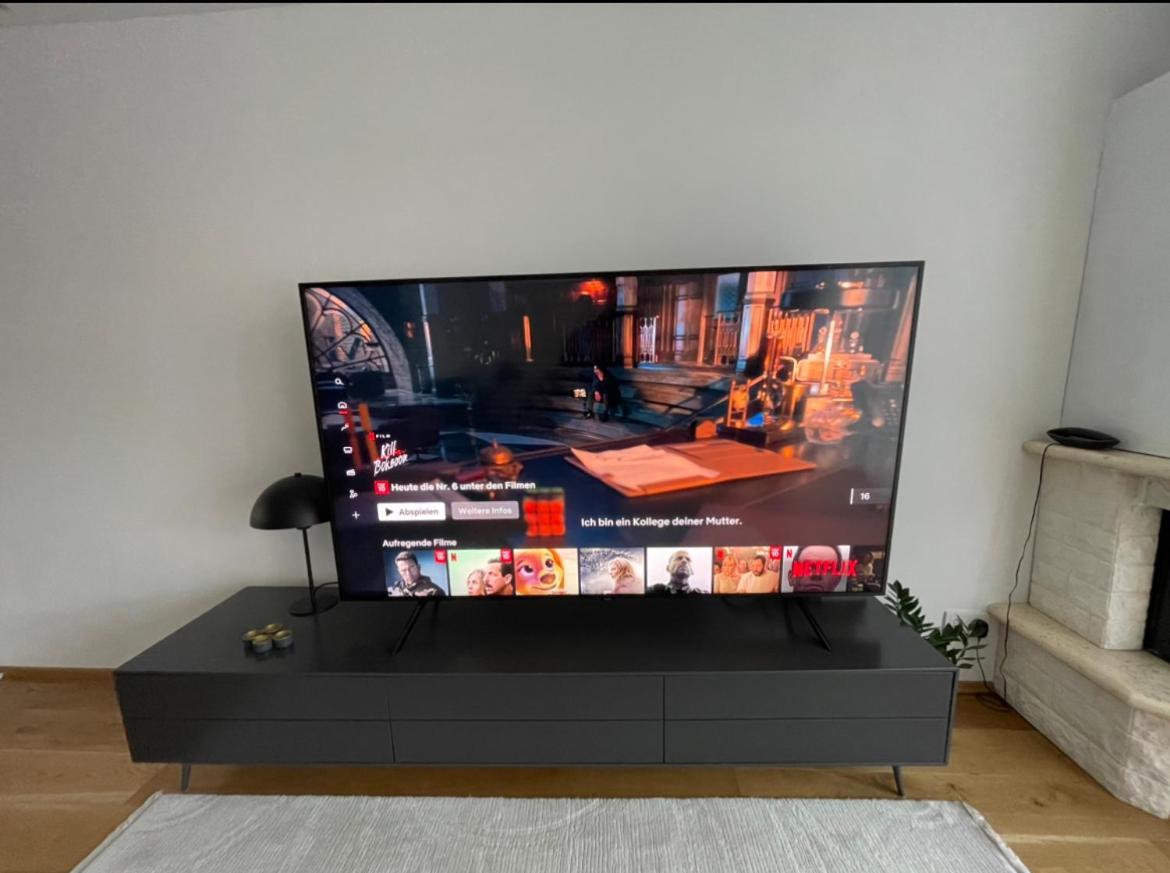 House, 5 Rooms, Garden, Free Parking, Smarttv *