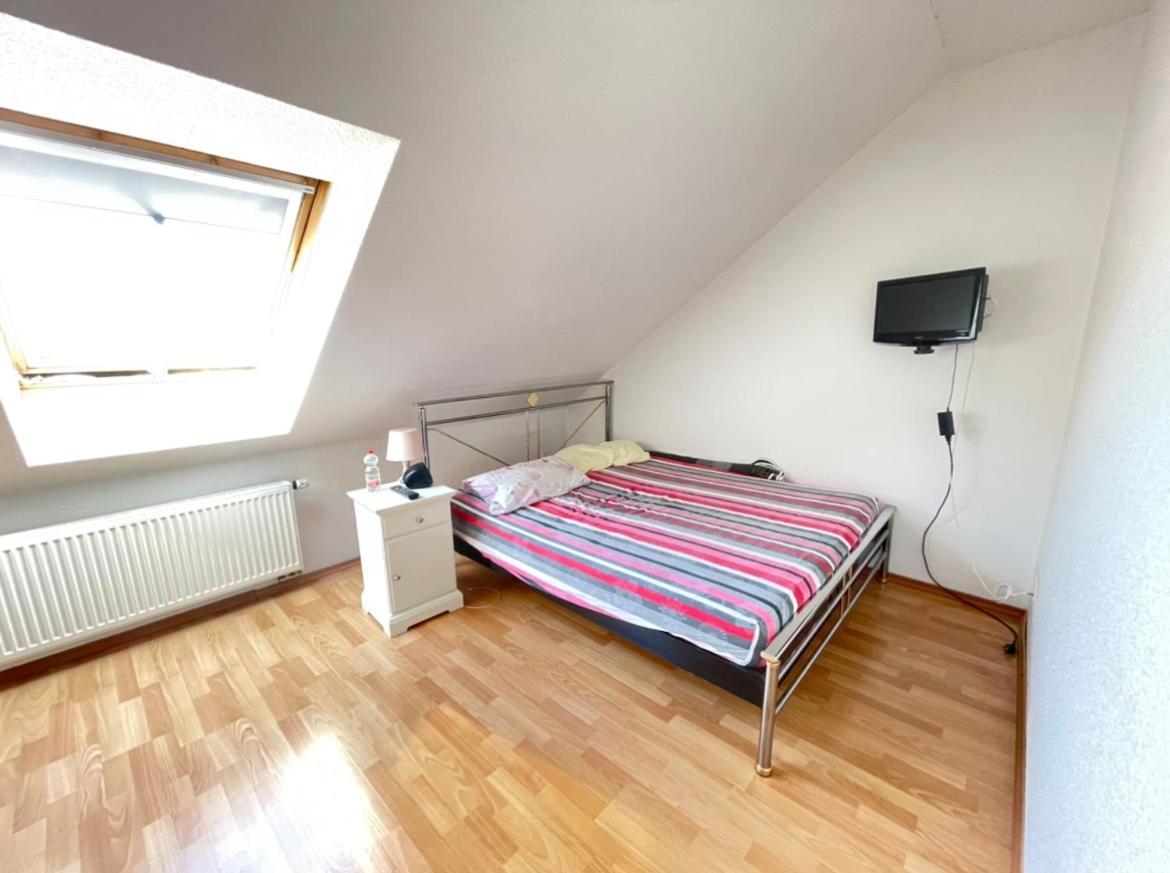 House, 5 Rooms, Garden, Free Parking, Smarttv Apartment Hannover