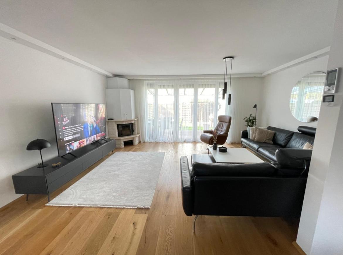 House, 5 Rooms, Garden, Free Parking, Smarttv Apartment